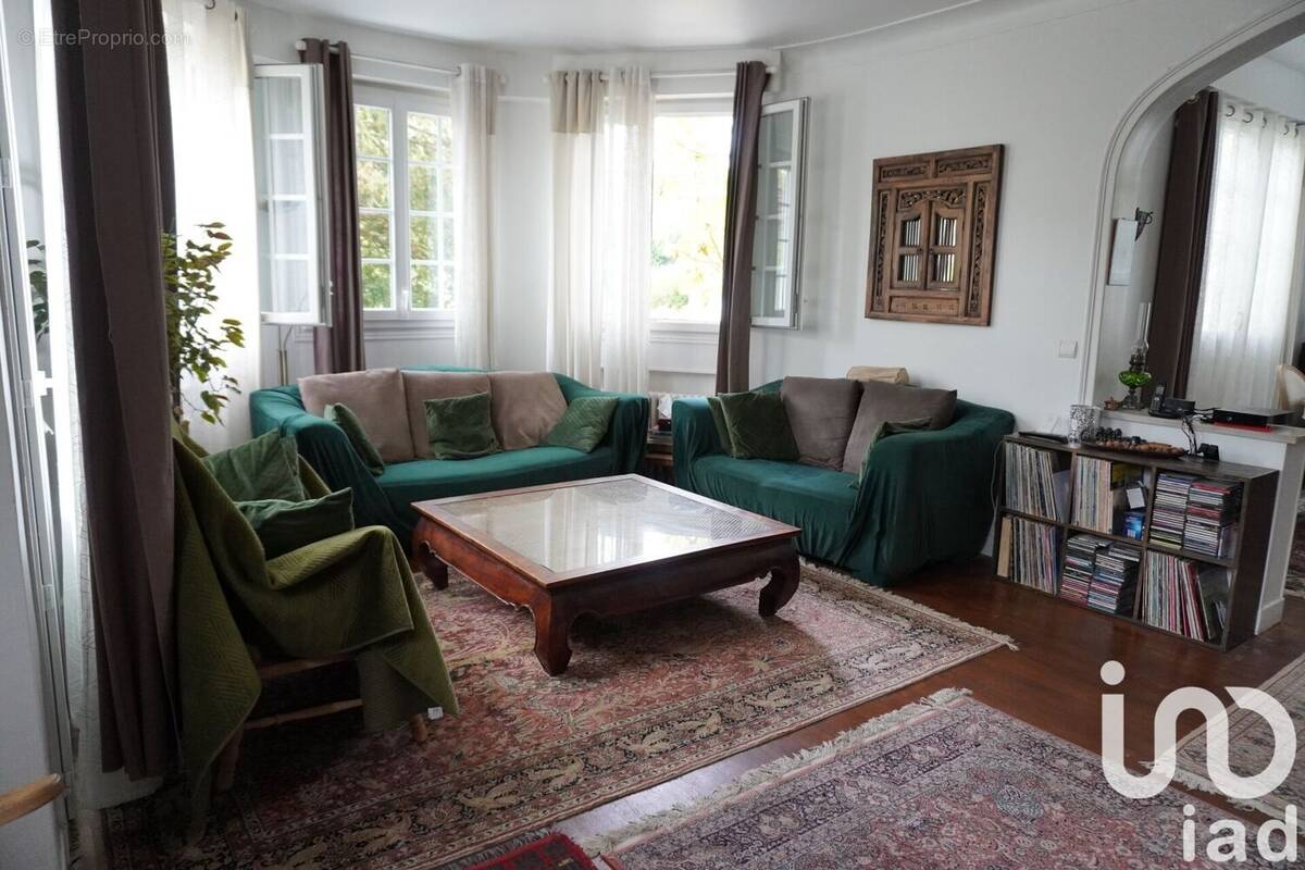 Photo 1 - Maison à LE PLESSIS-TREVISE