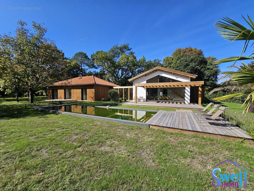 Maison à MOLIETS-ET-MAA