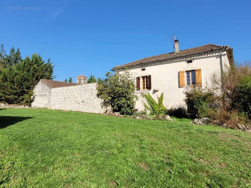 Maison à TRESPOUX-RASSIELS