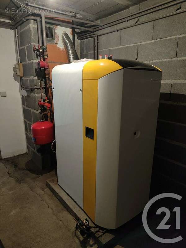 Maison à COSNE-COURS-SUR-LOIRE