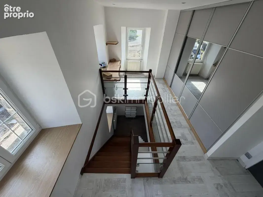 À VENDRE – Maison de caractère avec vaste terrain et installations équestres - photo 7