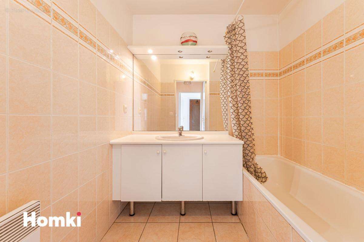 Appartement à MARSEILLE-13E