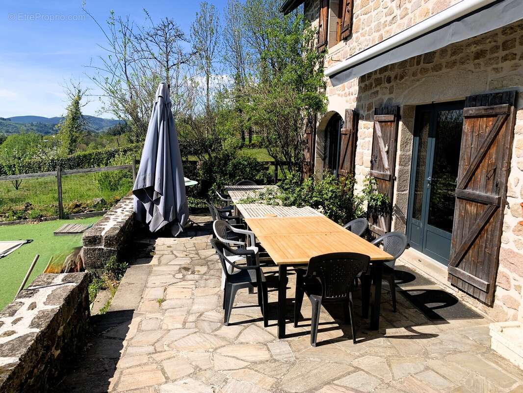 Maison à SARRAN