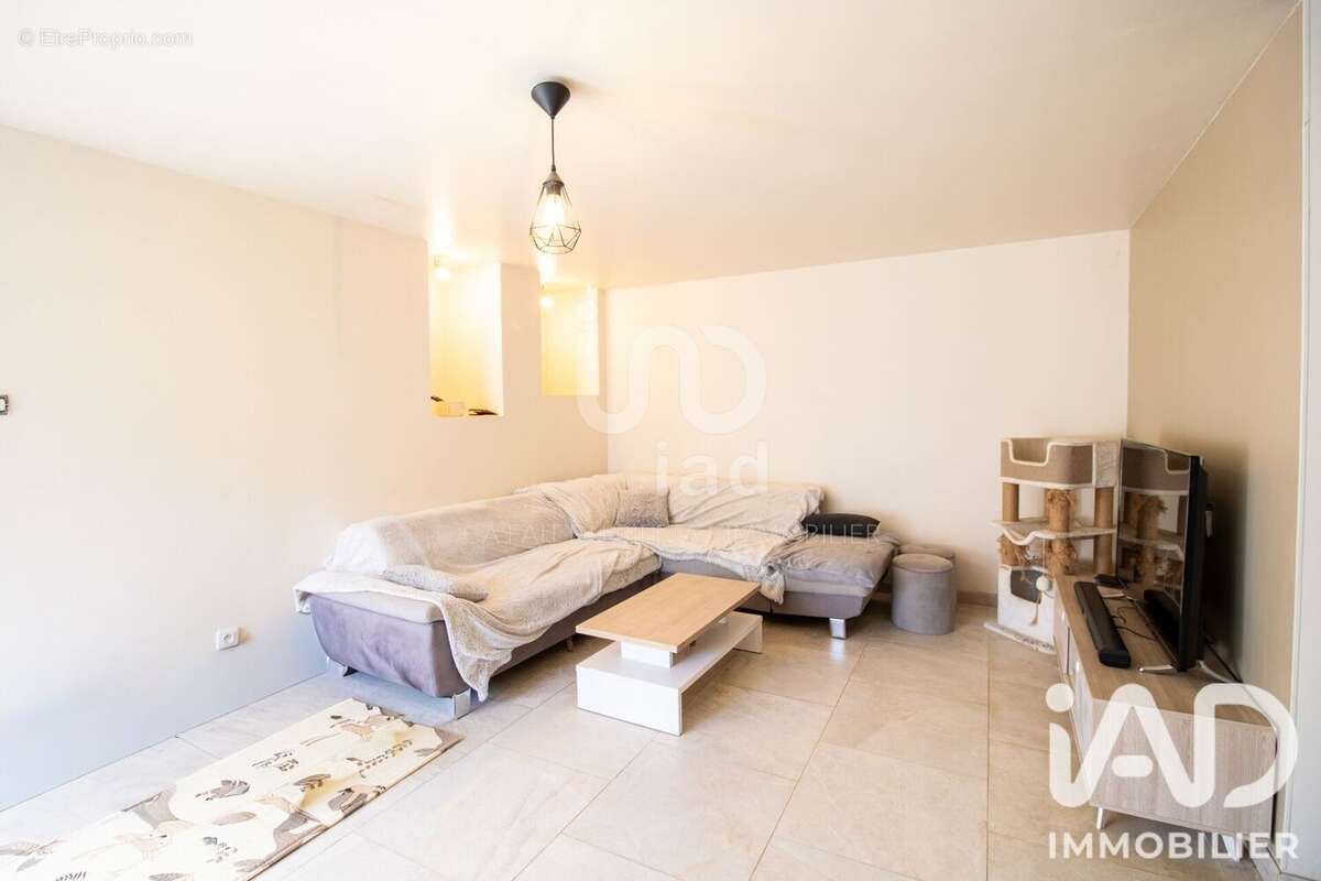 Maison 118 m² à Pronleroy  - photo 3