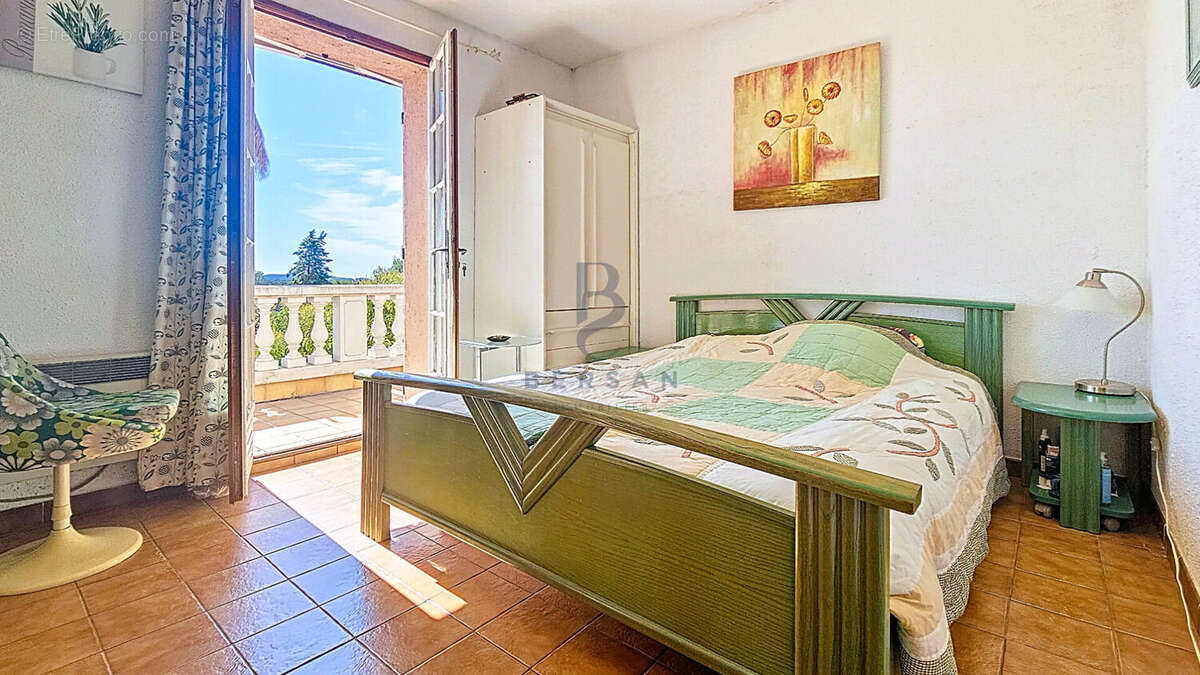 Maison à FREJUS