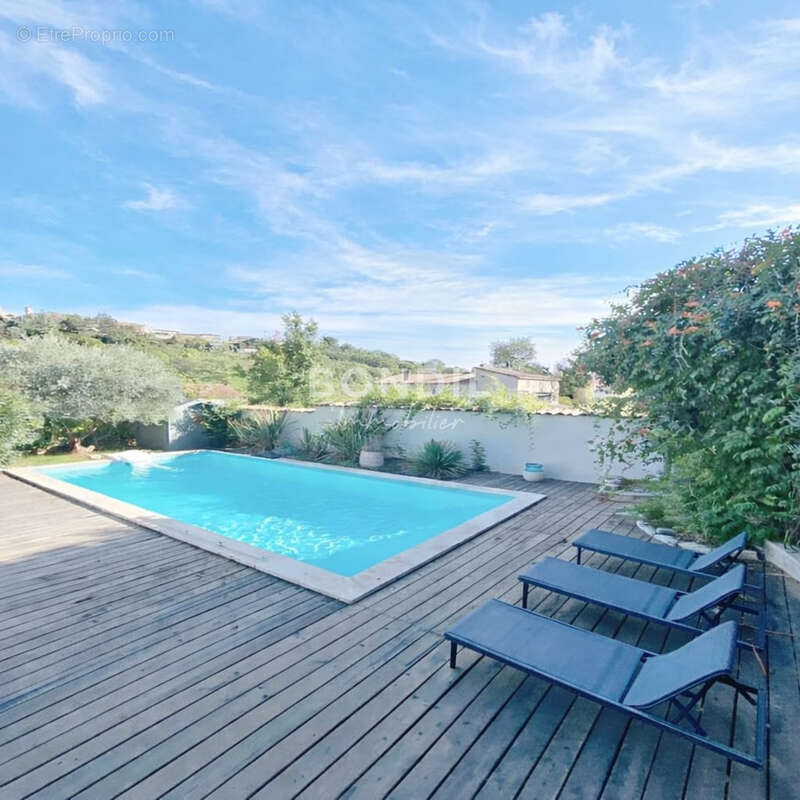 Maison à PIERREVERT