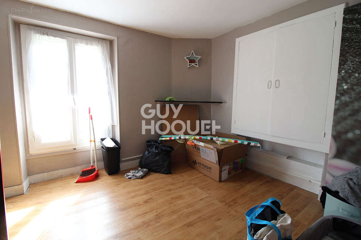 Maison à CHAUMES-EN-BRIE