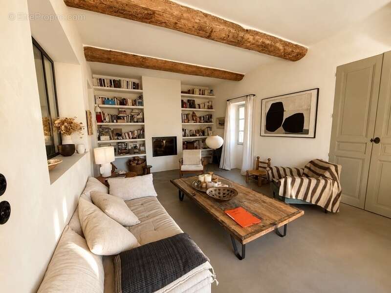 Maison de village à vendre 4 pièces 100 m2 , jardin, bassin de nage, garage PUYVERT  (84) - photo 6