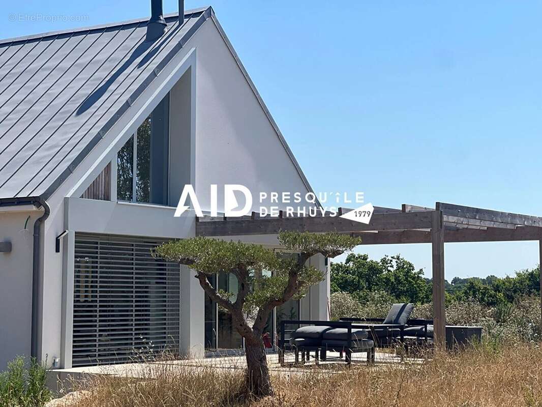 Propriété d'exception avec prestations haut de gamme sur un terrain de 12000 m2 - photo 2