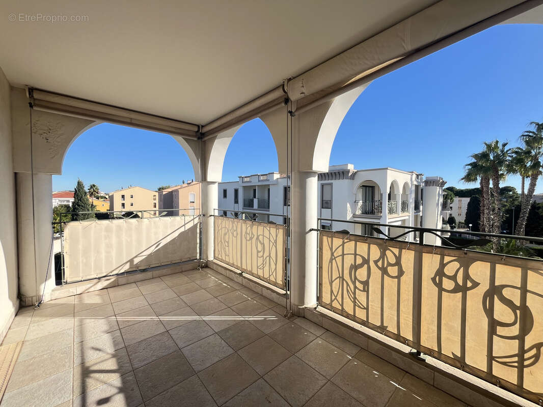 Appartement à SANARY-SUR-MER