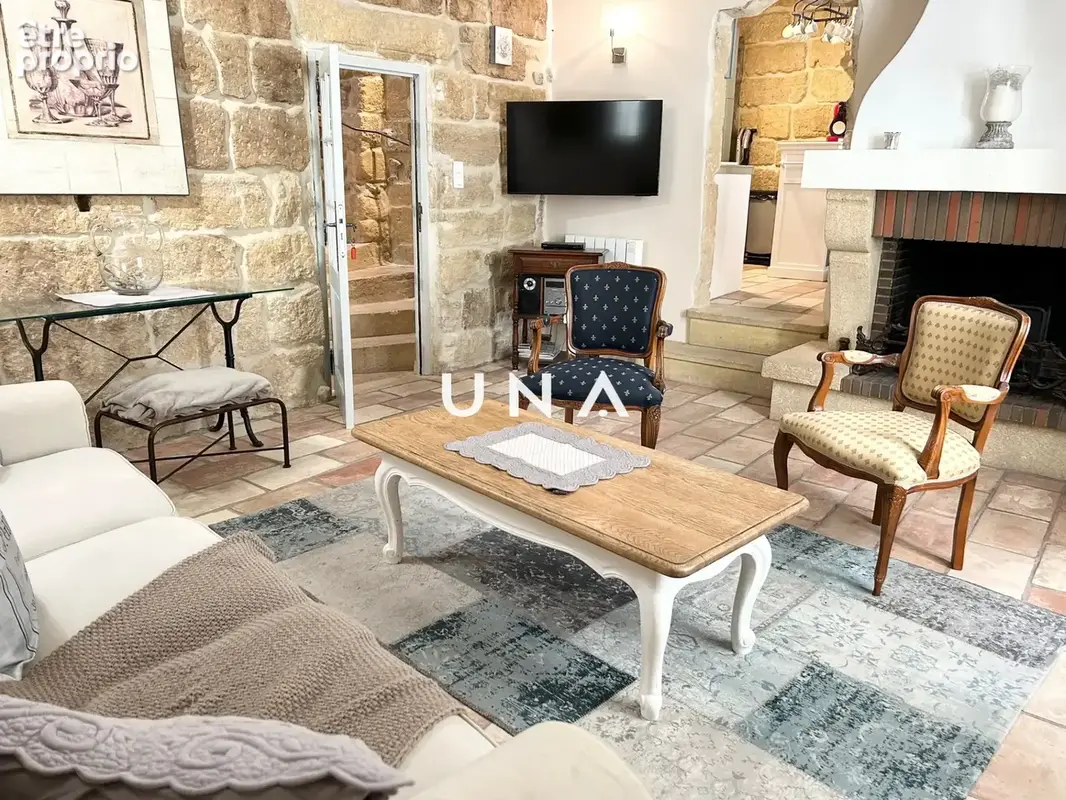 Photo Maison à Uzes au prix de 299 000€