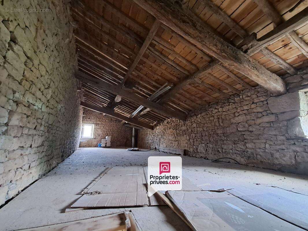 Maison à L'HERMENAULT