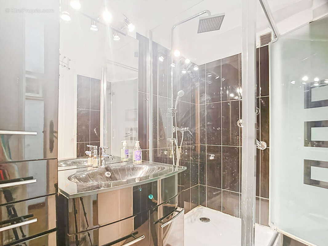 Appartement 3 pièces 76 m2 à vendre 13013 Marseille - photo 4