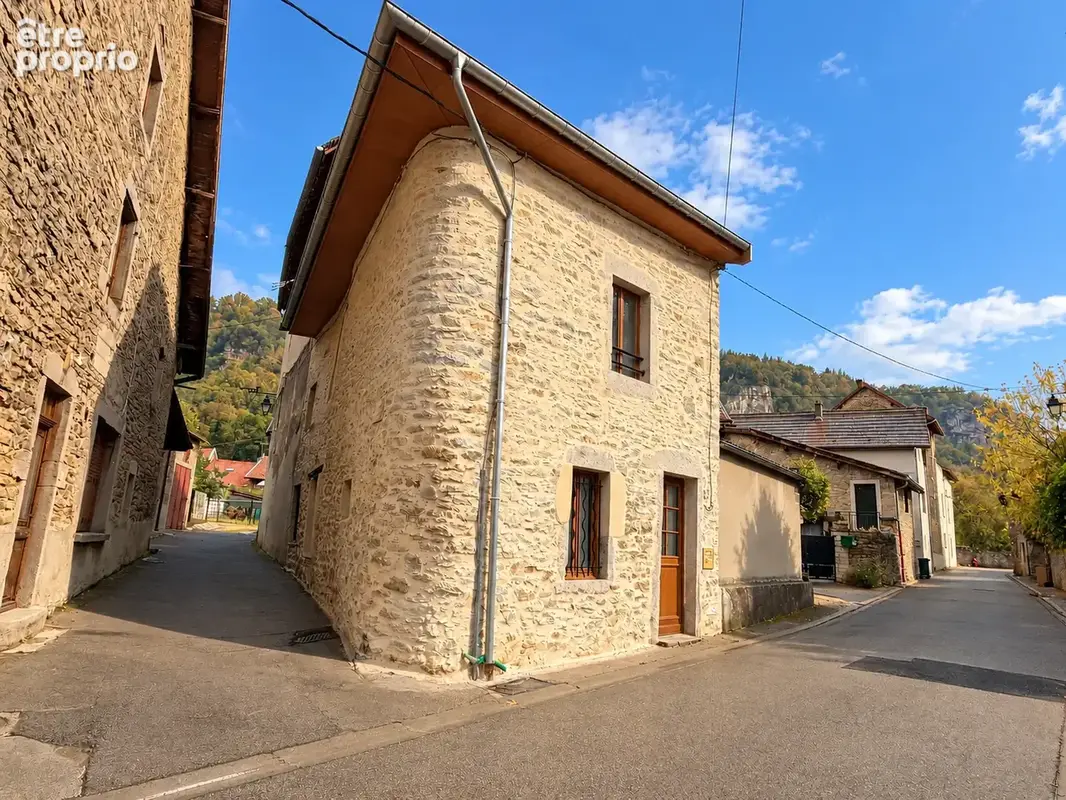 Photo Maison à Vertrieu au prix de 179 000€