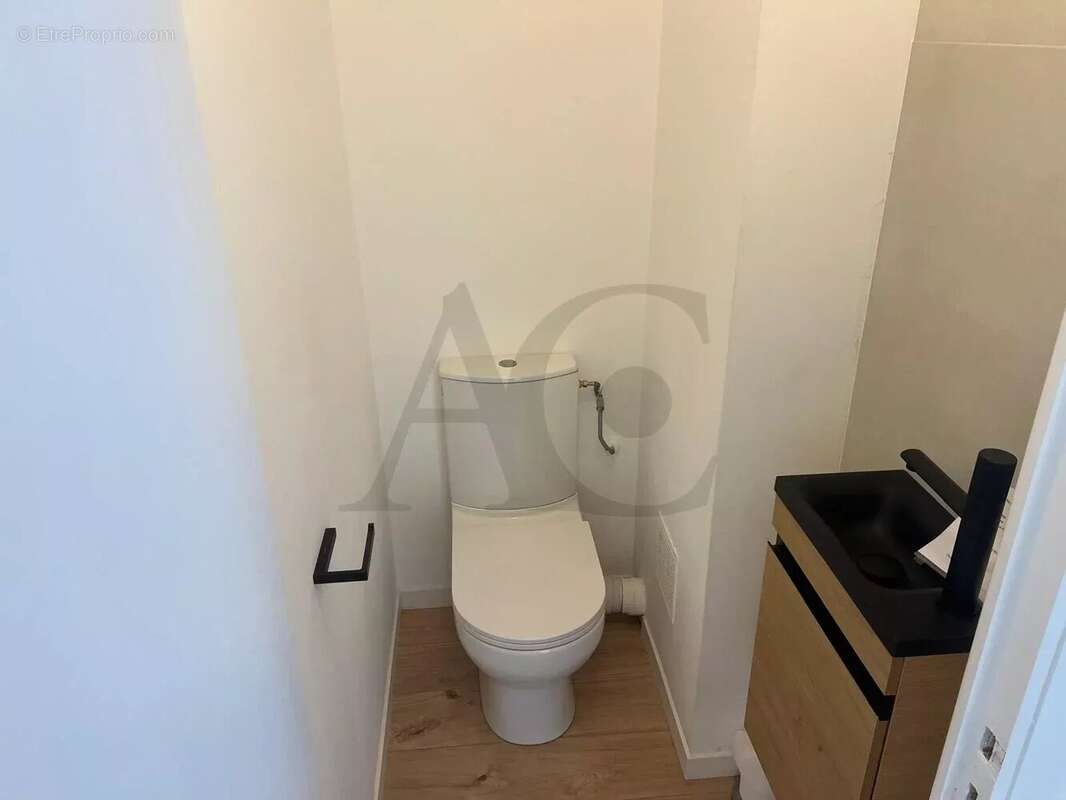 Appartement à VILLENEUVE-LOUBET