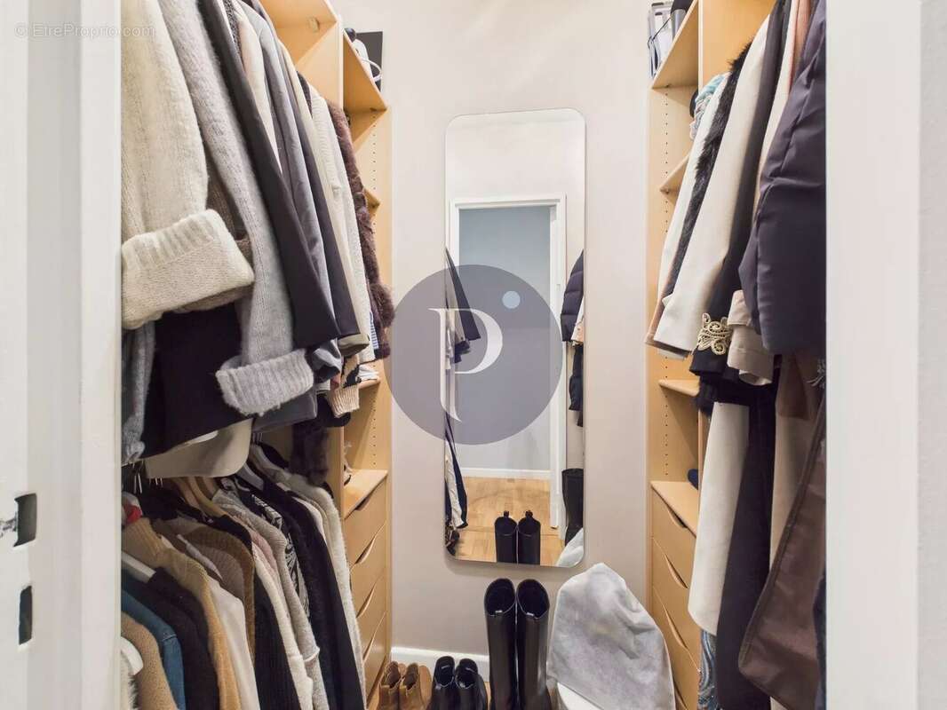 Appartement à CHILLY-MAZARIN