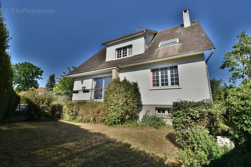 Maison à SENONCHES