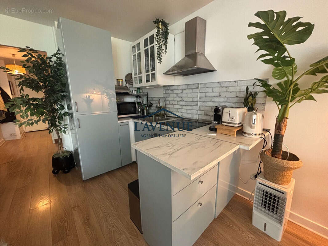Appartement à PARIS-15E