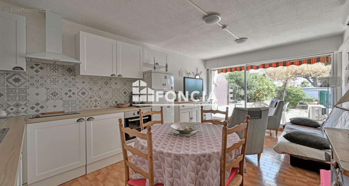 PORT CAMARGUE plage nord appartement avec chambre en rez de jardin - photo 5