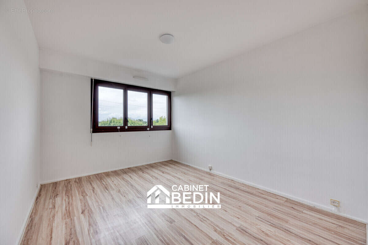 Appartement 87 m² à Pessac  - photo 6