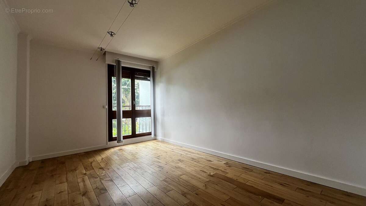 Appartement à LE CHESNAY