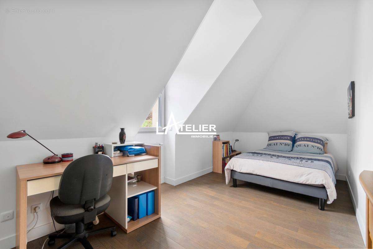 Appartement à L'ETANG-LA-VILLE