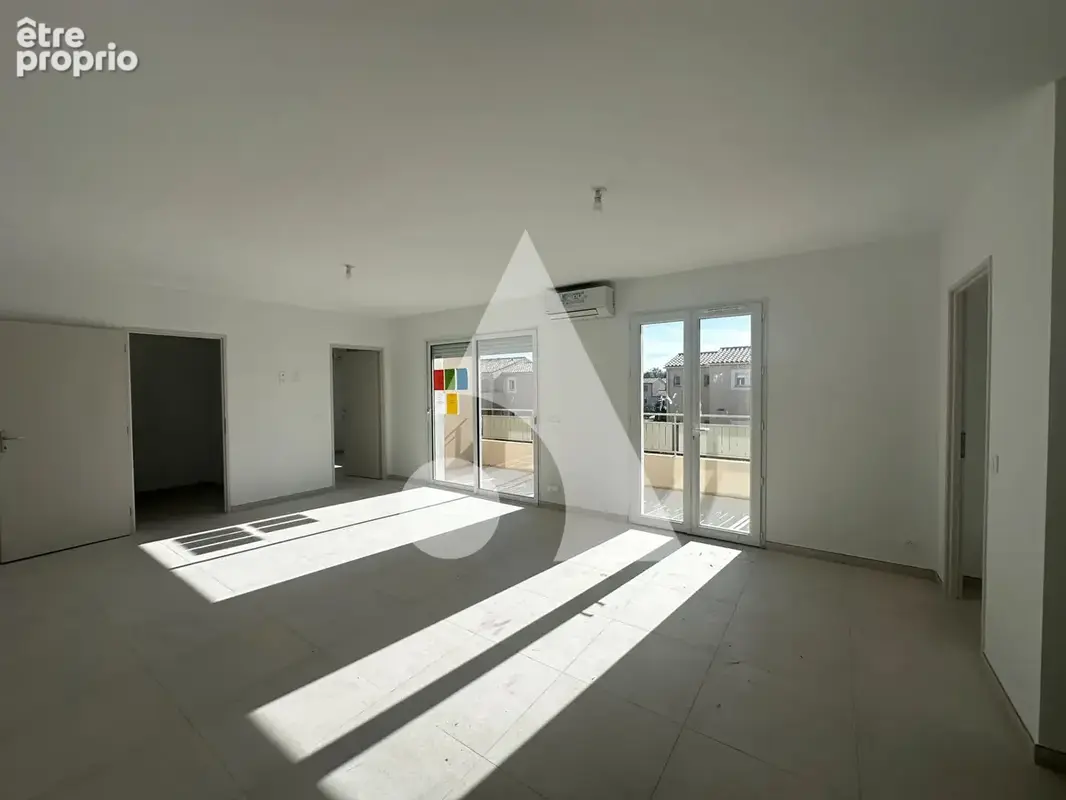 Villelaure - Appartement T3 avec 2 terrasses+ 2 places de stationnement - photo 5