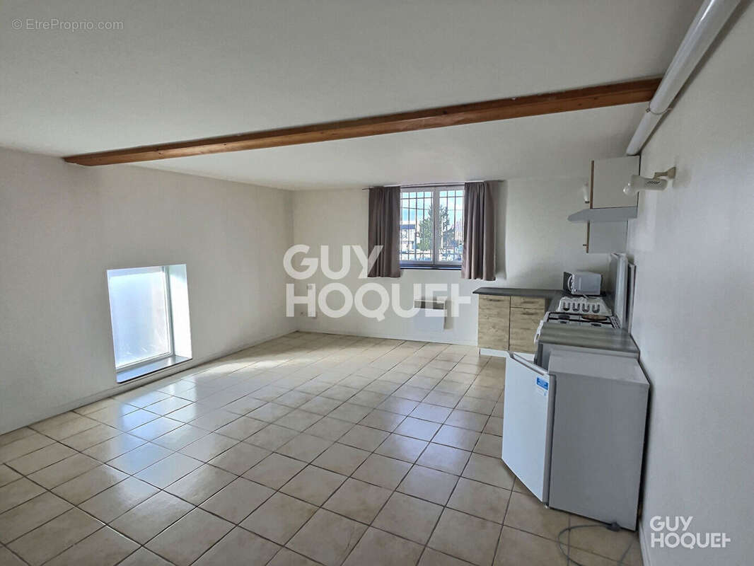 Appartement à SAINT-BONNET-DE-MURE