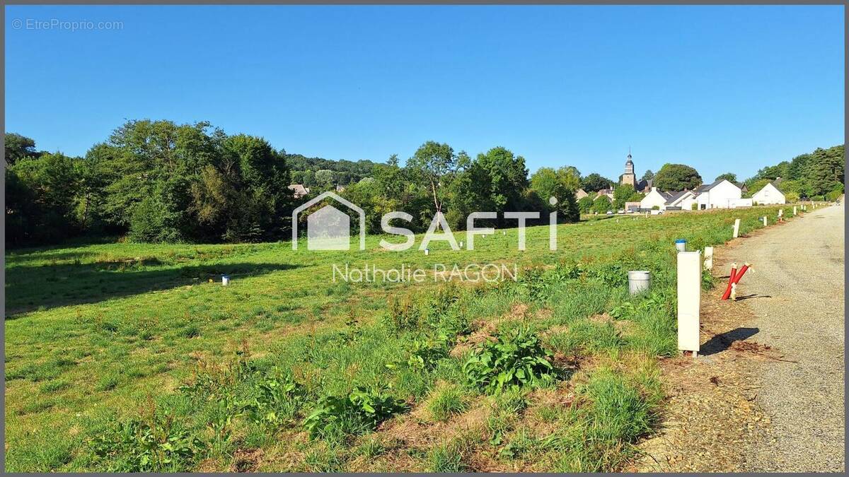 Photo 1 - Terrain à MONTREUIL-SOUS-PEROUSE