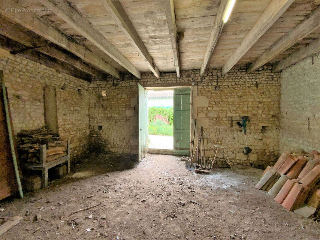 Maison à JONZAC