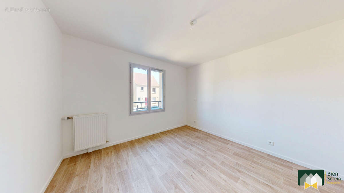 Maison 84 m² à Chartres  - photo 8