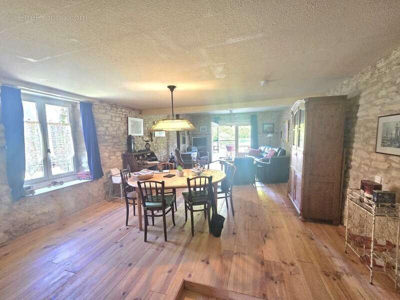 Maison de village à vendre en exclusivité 4 chambres, grange et jardin REVILLE AUX BOIS (55150) - photo 22