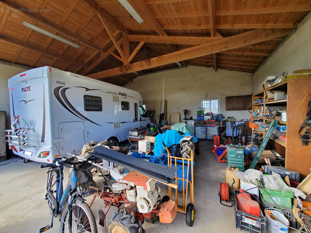 Maison à LE MAS-D'AGENAIS