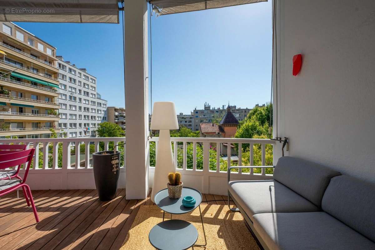 Appartement à MARSEILLE-8E