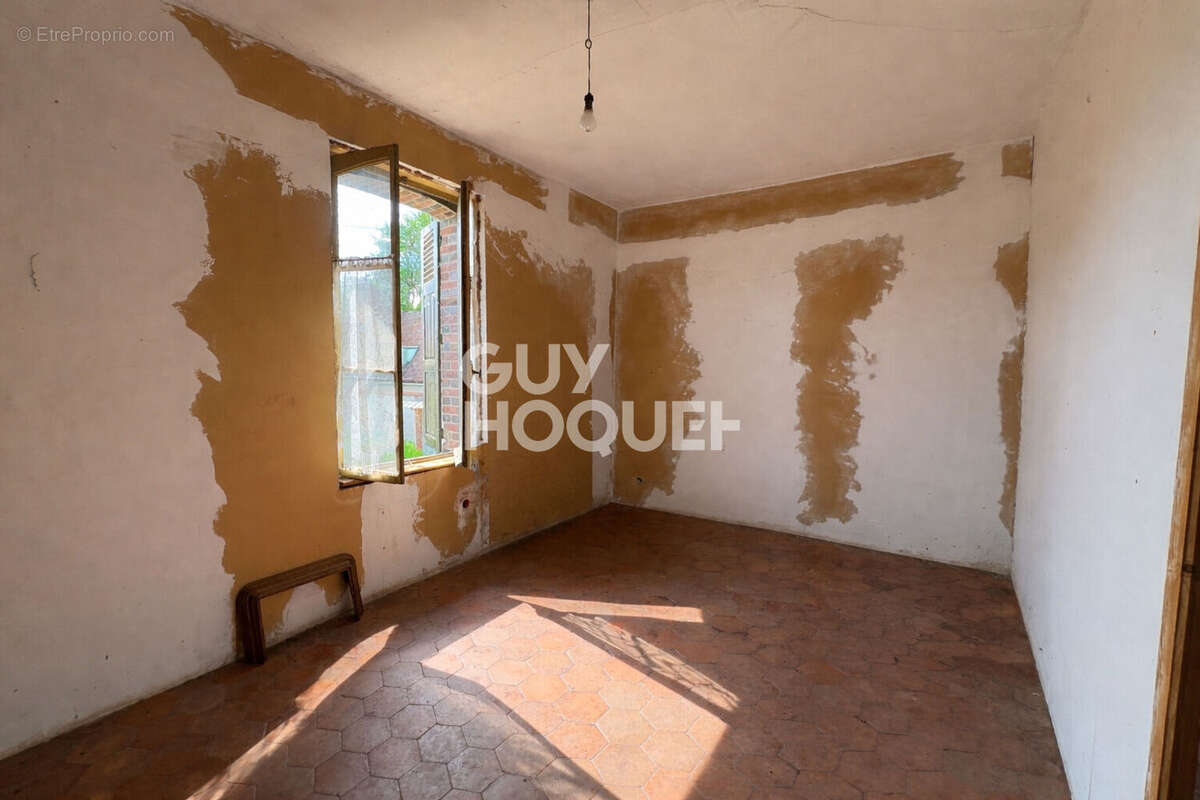 2,5 KMS de BRETEUIL - Maison ancienne - photo 8