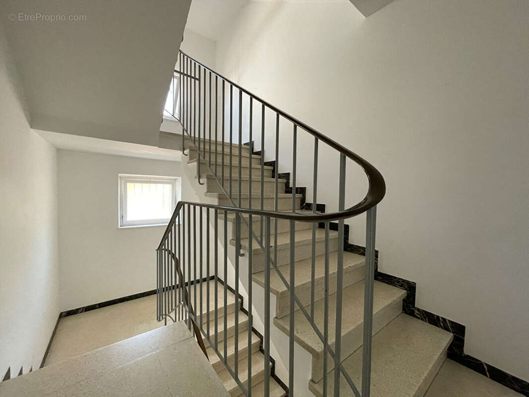 Immeuble de rapport vendu entièrement loué à Montigny Les Metz - photo 3