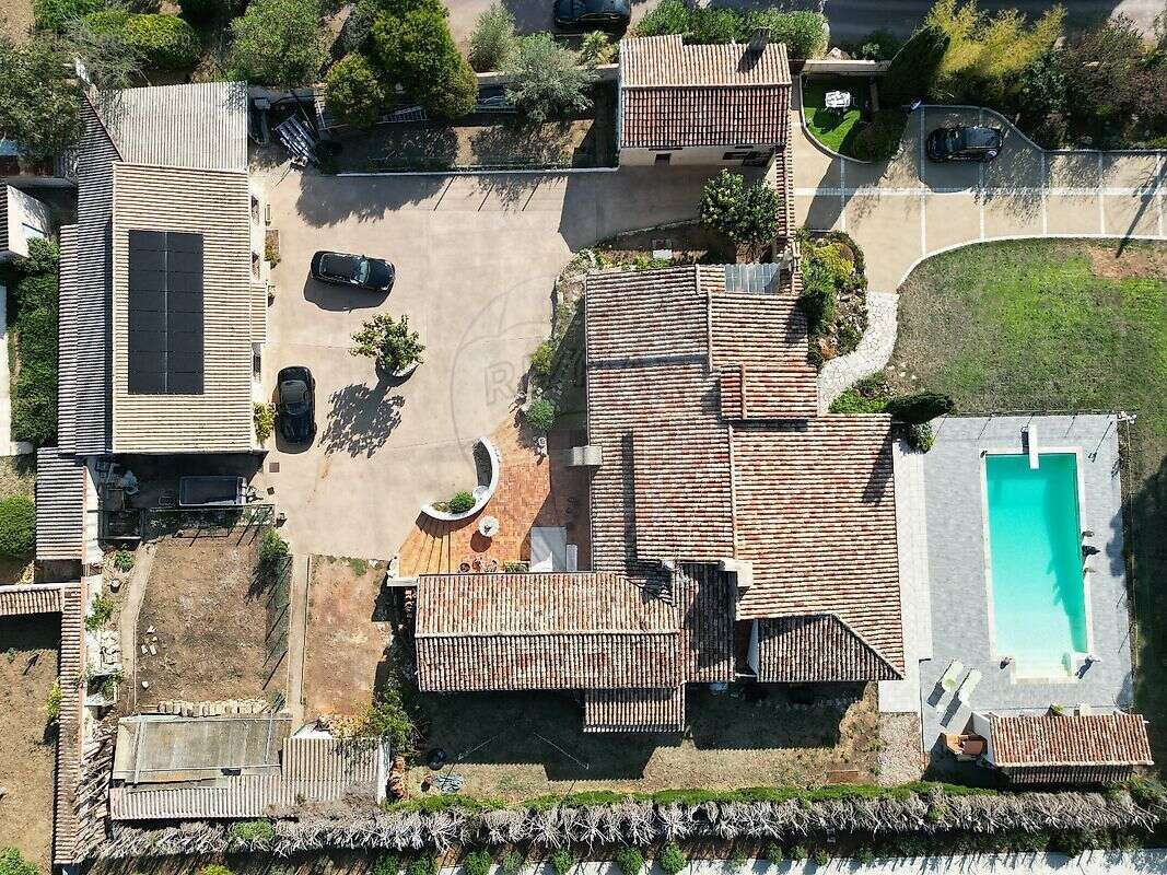 Maison à LE MUY