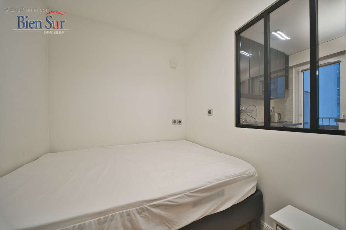 Appartement à PARIS-20E