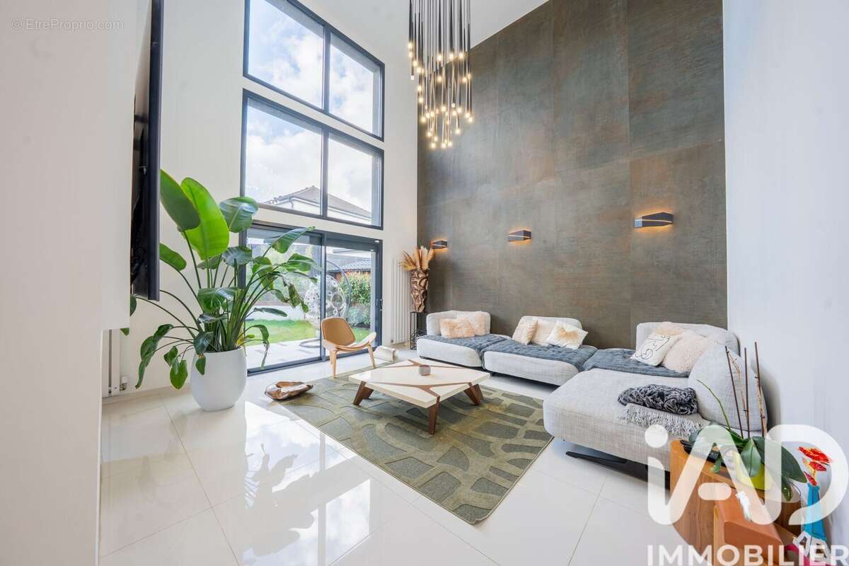 Photo 4 - Maison à L'ISLE-ADAM