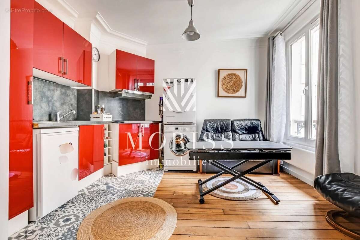 Appartement à PARIS-18E