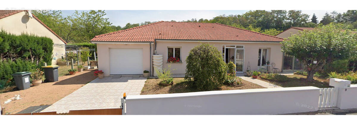 Maison à MONTLUCON