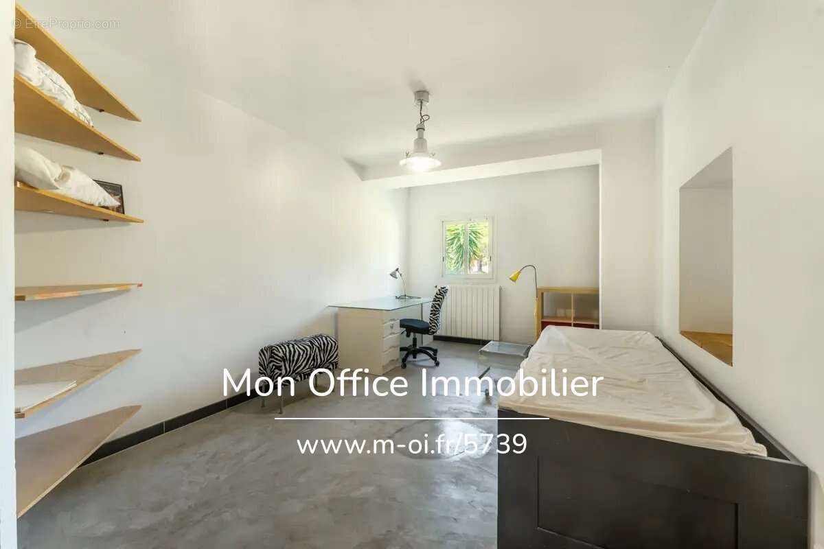 Maison à SAUSSET-LES-PINS