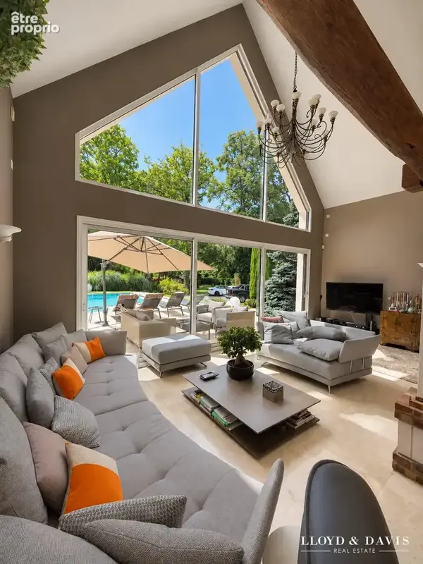 Maison 7 pièces 255 m² à vendre à Lamorlaye (60260) - photo 2