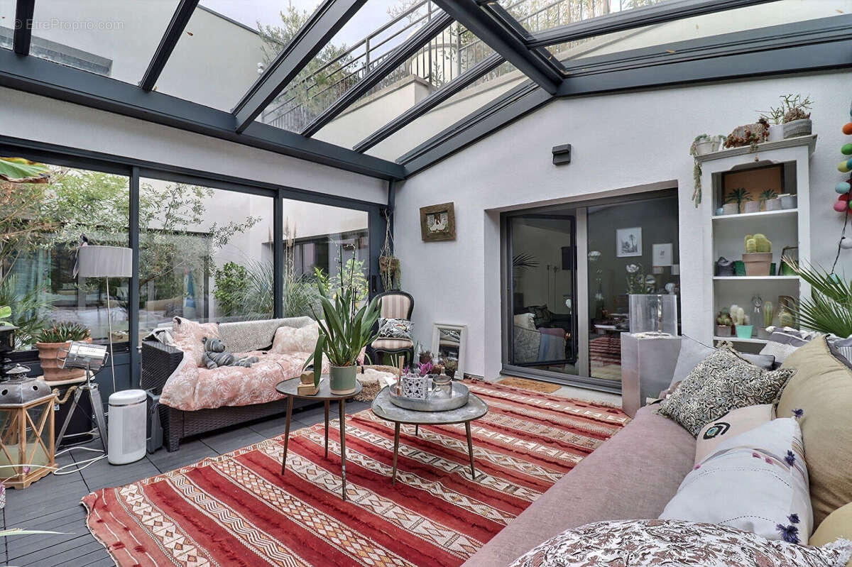 Appartement à COLOMBES