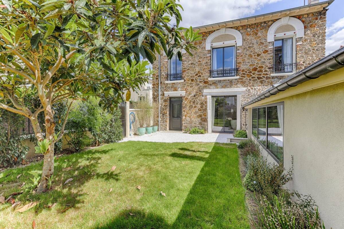 Maison à COLOMBES