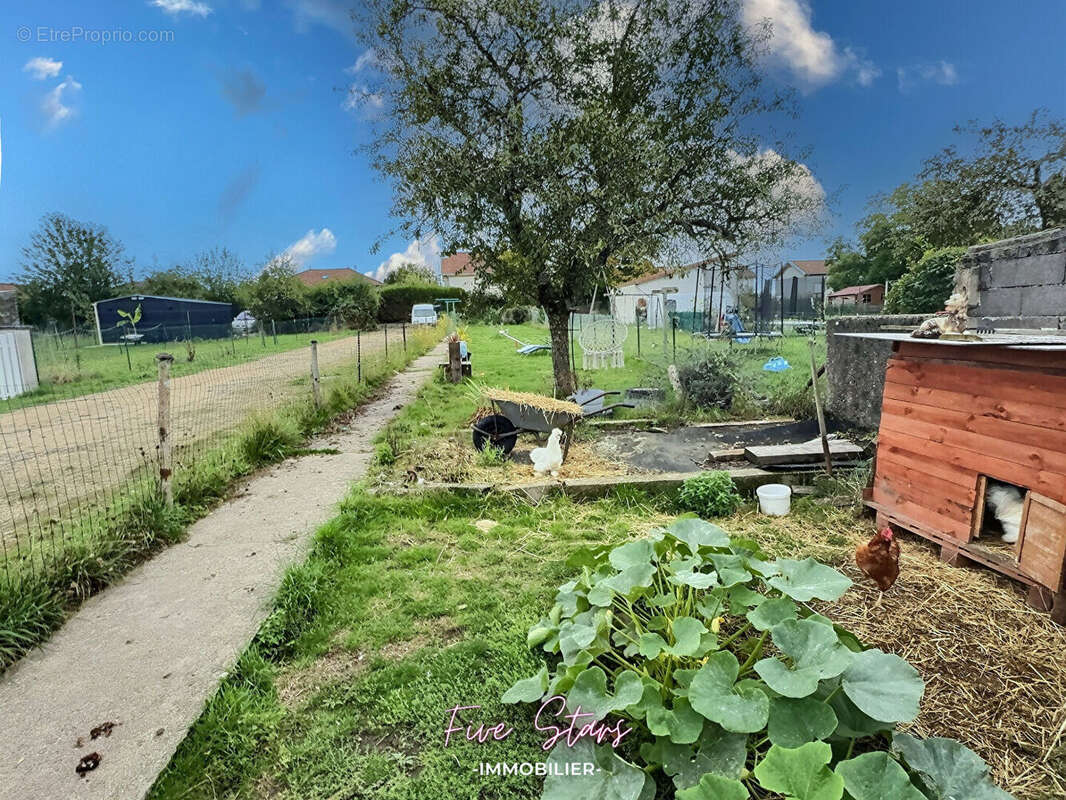 Maison à JOUDREVILLE