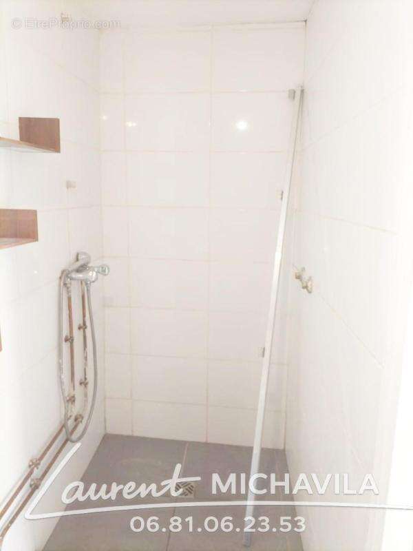 BEZIERS - IMMEUBLE DE RAPPORT - 3 APPARTEMENTS - 66 m² (22x3) - spécial investisseur - Loués - photo 8