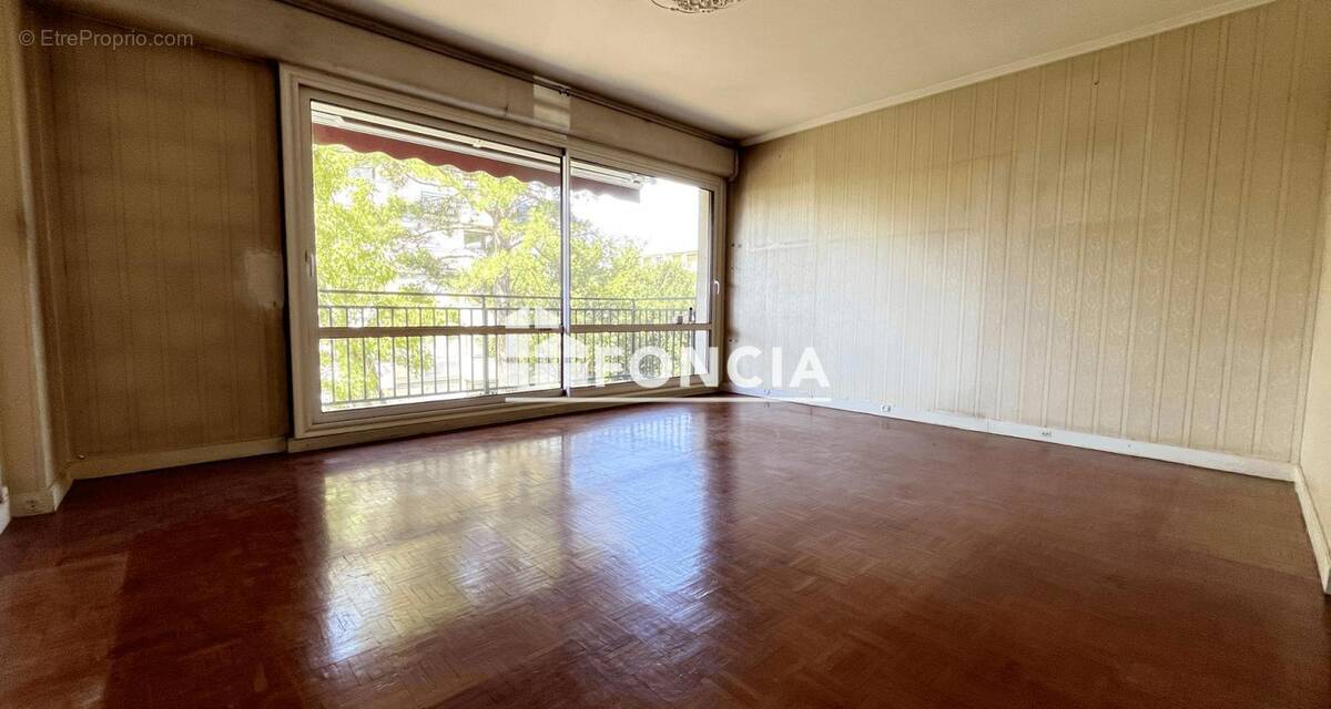 Appartement à RUEIL-MALMAISON