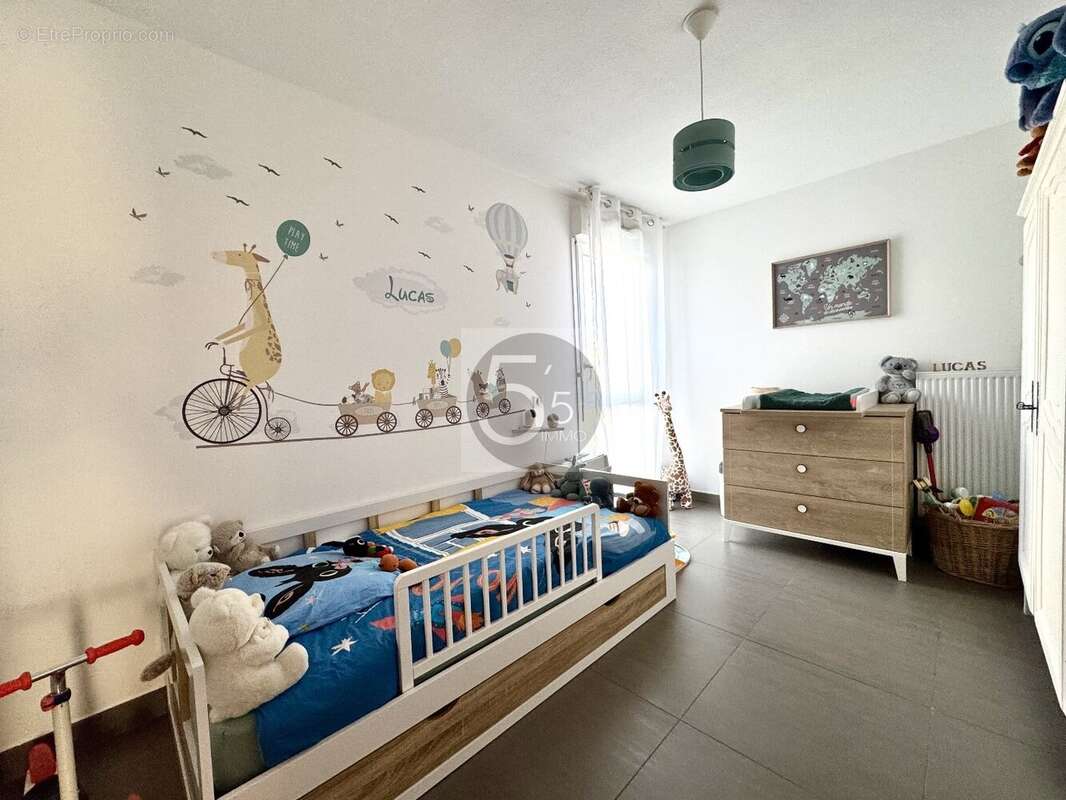 Appartement à LATTES