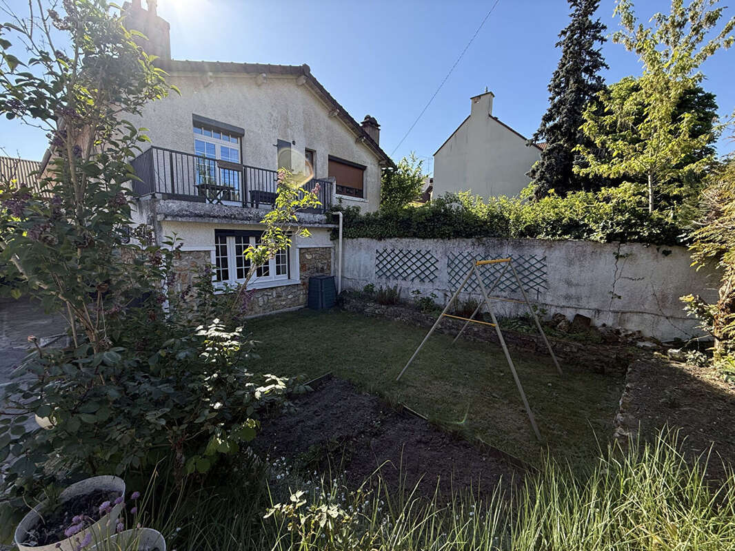 Maison à JOUY-EN-JOSAS